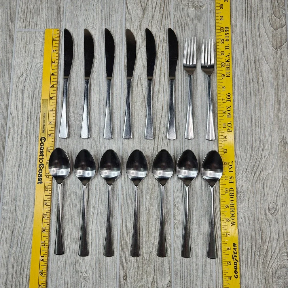 Lowell Cambridge Satin Stainless Flatware‎ Set 15 Piece Spoons Knives Forks